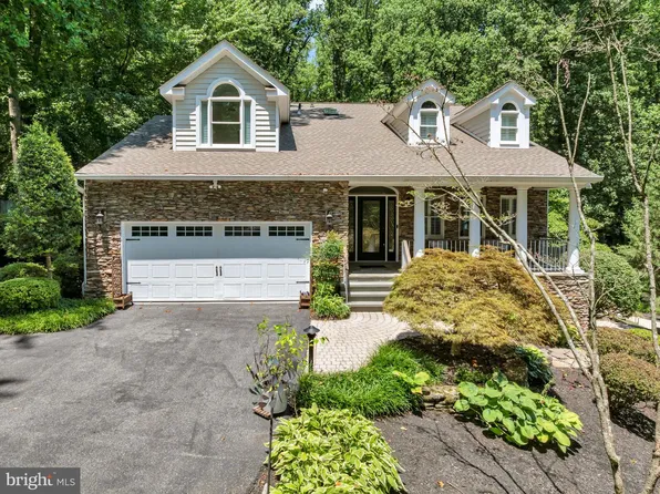 1173 Parrish Pl, Arnold, MD 21012