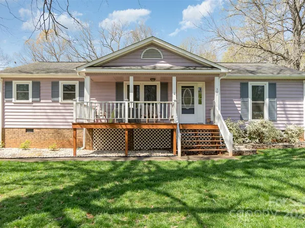 301 Briar Creek Rd, Gastonia, NC 28056