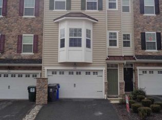 738 Jacobsen Cir, Newark, DE 19702