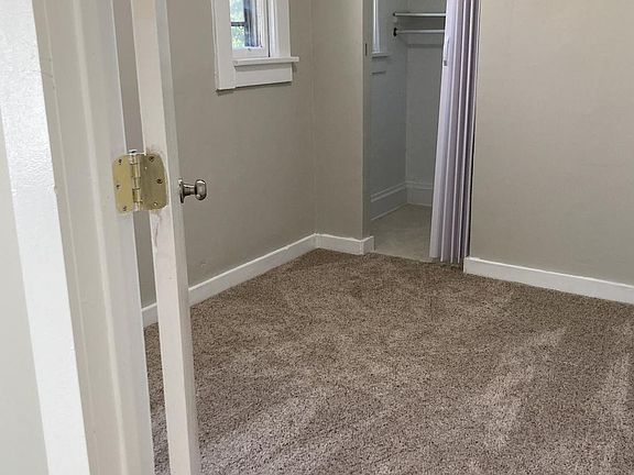5th image of 694 Central Ave W APT 2