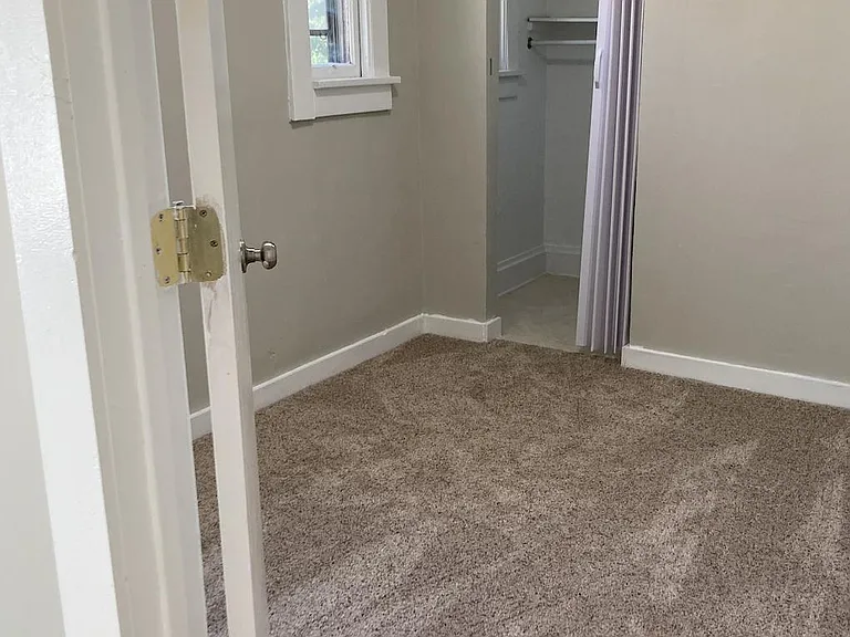 694 Central Ave W #2 — Photo 5