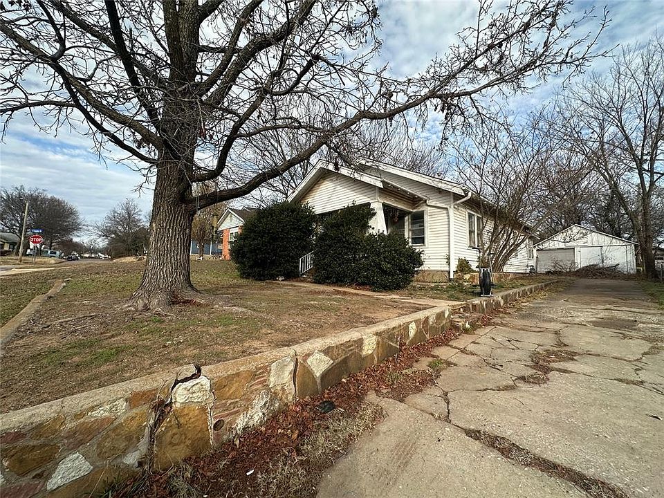 1st image of 927 N Hobson Ave
