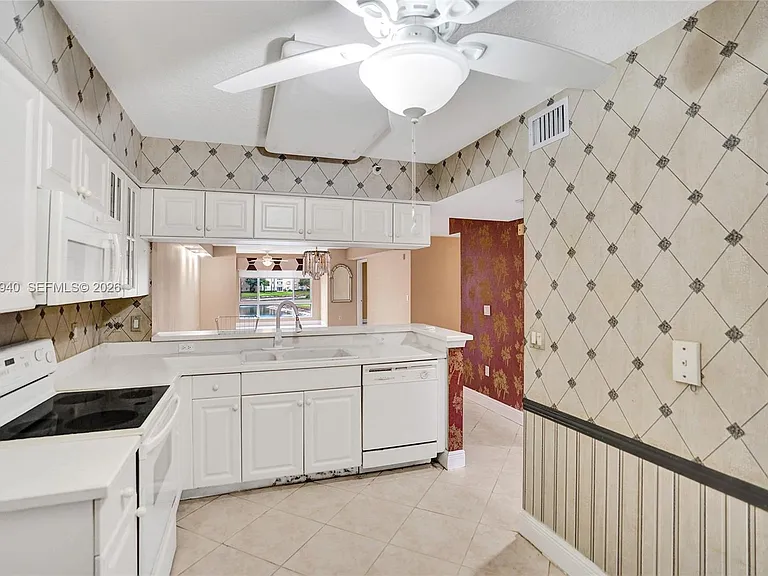 12547 Imperial Isle Dr #206 — Photo 7