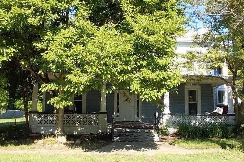 1st image of 208 S Portland St
