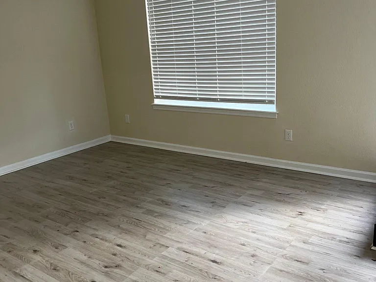 5148 Condor St — Photo 3
