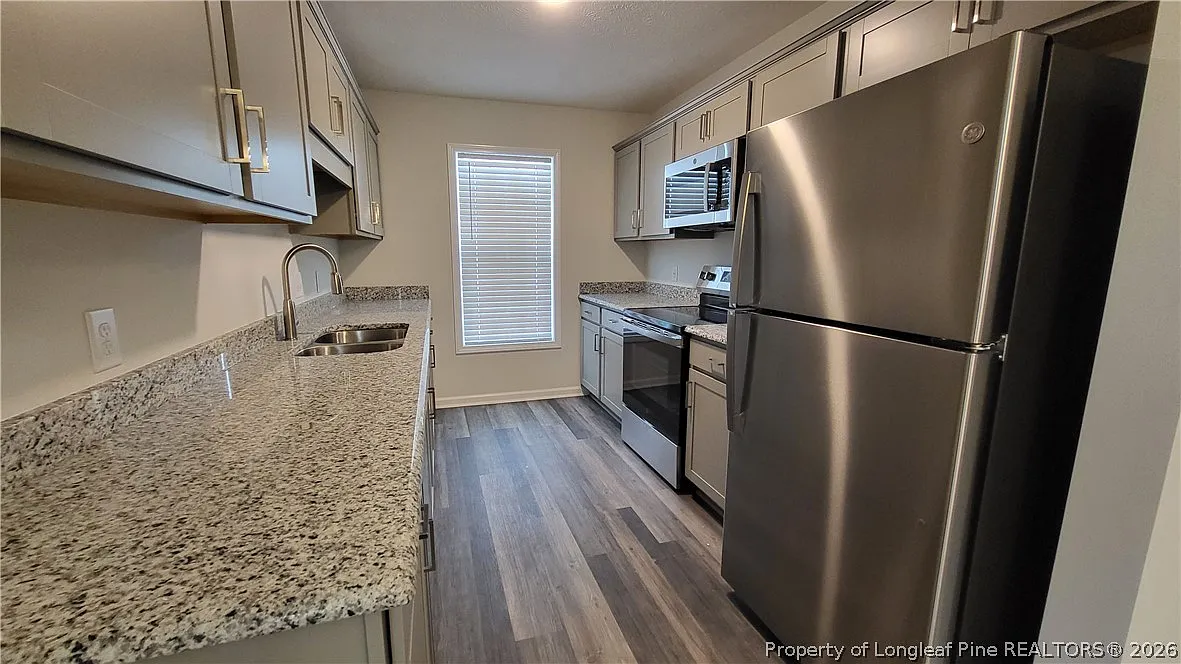 2 bed, 2.0 bath, $1,200 — Photo 3