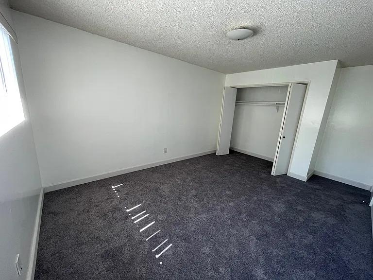 21023 Ladeene Ave #D — Photo 7
