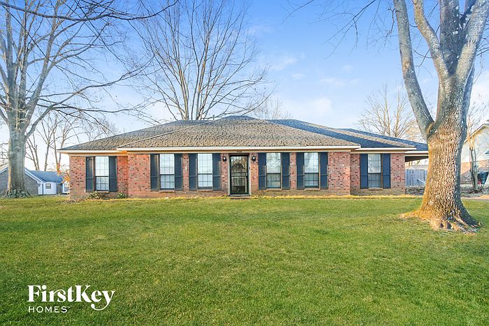 1st image of 3333 Summerhill Dr