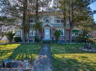 440 Tennent Rd, Manalapan, NJ 07726