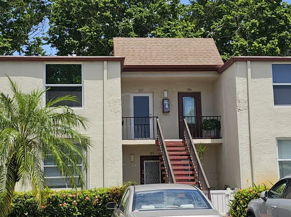 17 Willowbrook Lane #205, Delray Beach, FL 33446