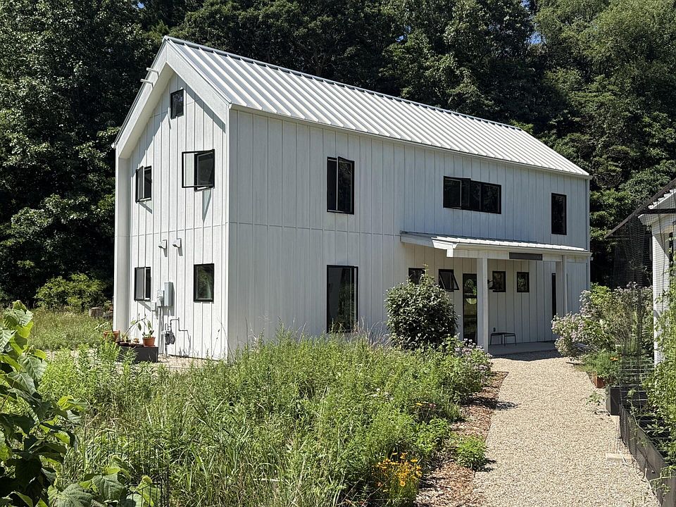 1st image of 314 Tryon Farm Ln