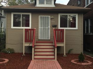 15541 Center Ave, Harvey, IL 60426