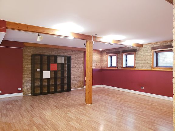 Living Room - Bookcase stays