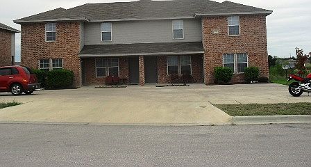 1st image of 3511 Malibu Ln APT B