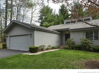 10 Bridle Path, Avon, CT 06001