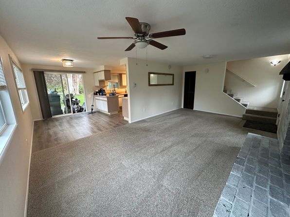 335 SW 1st St #4
