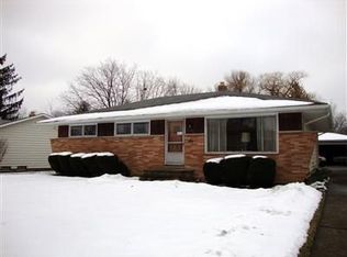 21781 Briarwood Dr, Fairview Park, OH