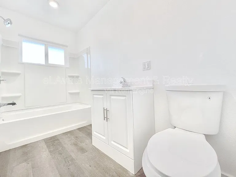 3900 Nicolet Ave — Photo 17