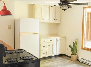 129 Firehouse Rd, Mill Hall, PA 17751