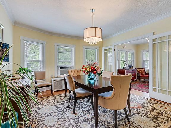 3rd image of 419 N Raynor Ave #2