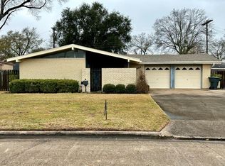 7131 Willow Oak, Groves, TX 77619
