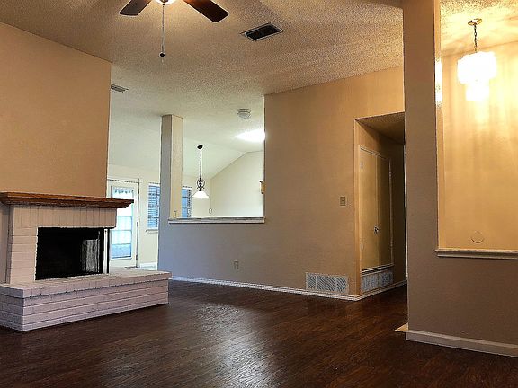 5th image of 6703 Pecanwood Dr