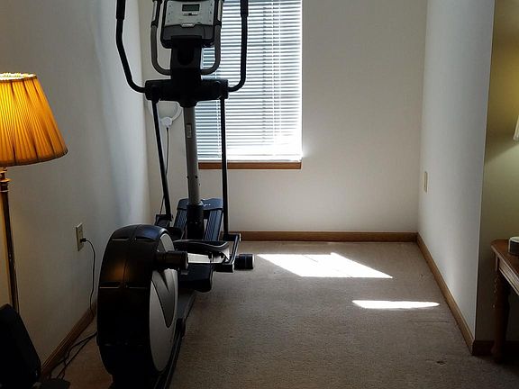 5th image of 1338 Hillwood Blvd #6