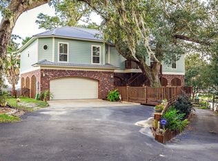 2003 Temple Rd, Gautier, MS 39553