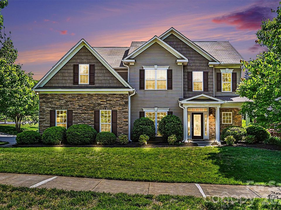 1st image of 9107 Kensington Forest Dr