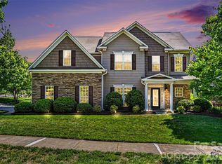9107 Kensington Forest Dr, Harrisburg, NC 28075