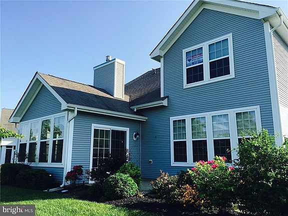 3rd image of 120 Widgeon Way