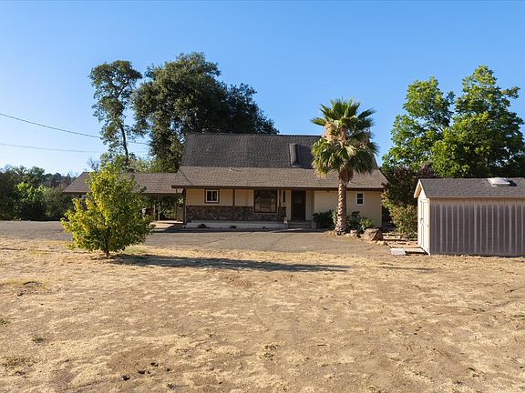 3rd image of 13749 Lancaster Rd