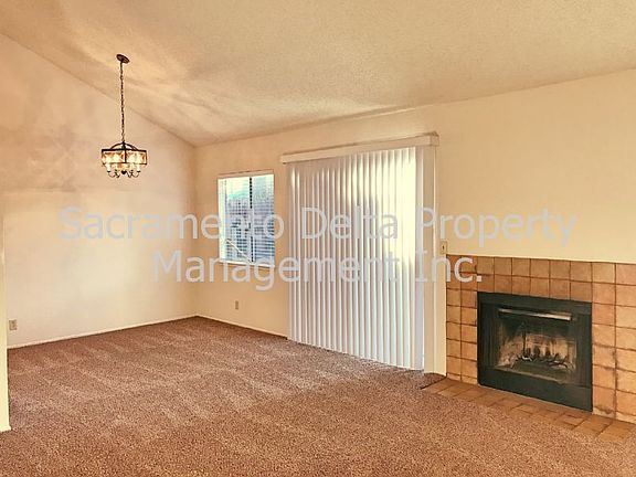 3rd image of 4804 McCloud Dr