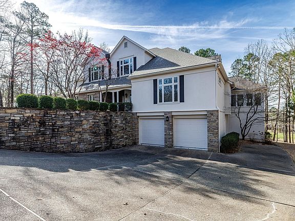 3rd image of 10 Granada Ln