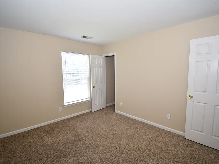 3322 Elizabeth Glen Dr — Photo 21