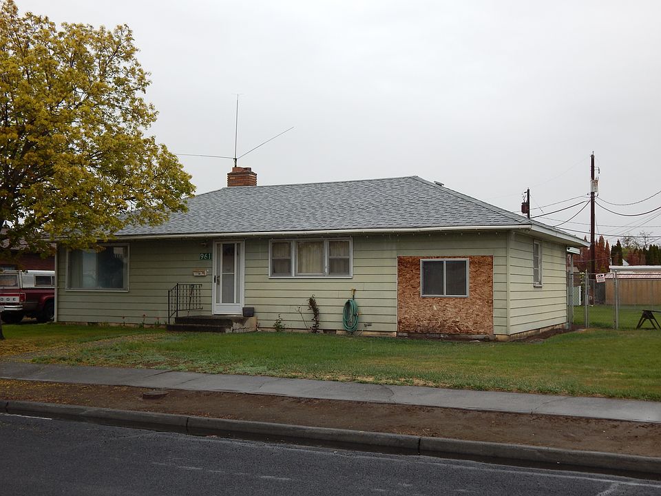 1st image of 961 S Juniper Dr