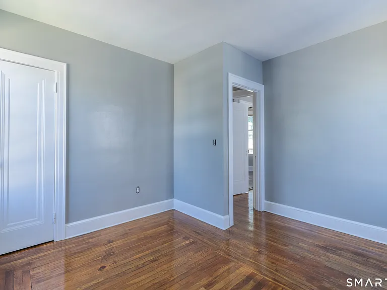 430 Blohm St — Photo 21