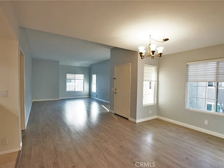 141 Greenfield — Photo 18