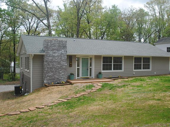 2nd image of 4600 Barbara Dr