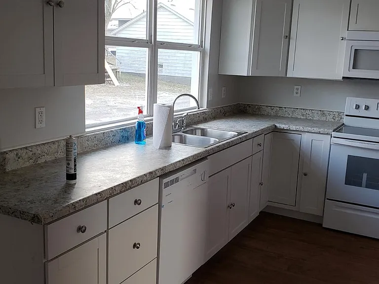 3411 Franor St — Photo 10
