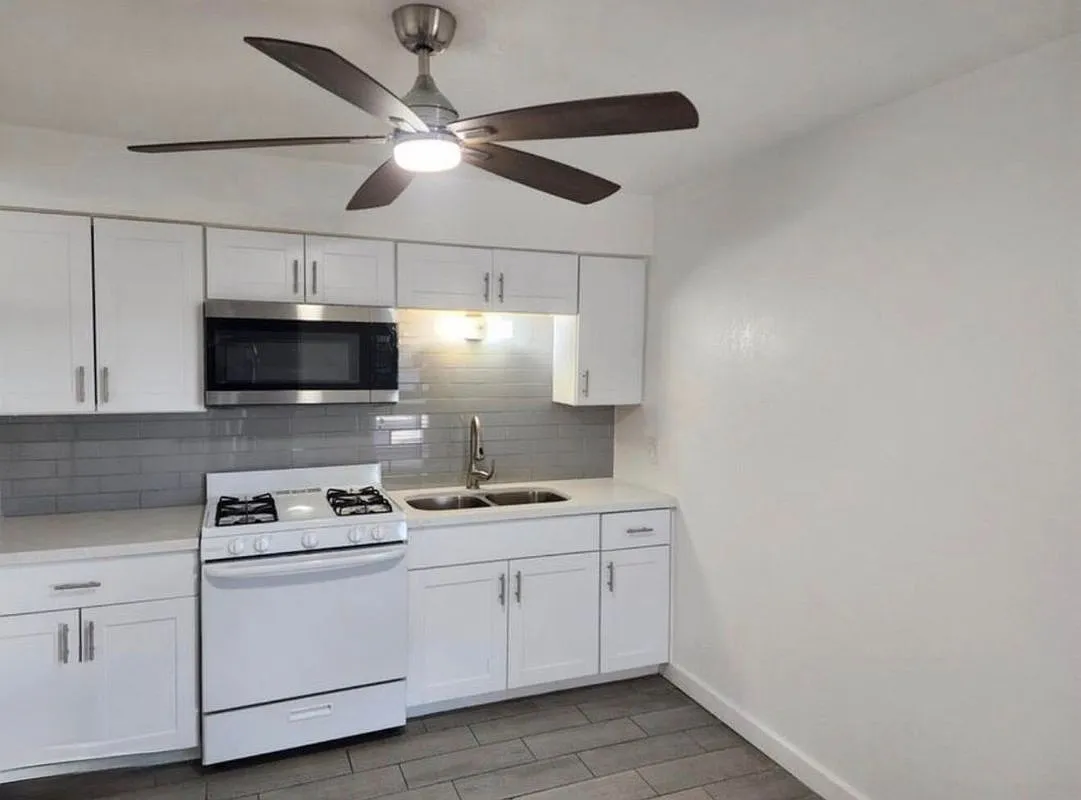 1 bed, 1.0 bath, 800 sqft, $1,450 — Photo 1