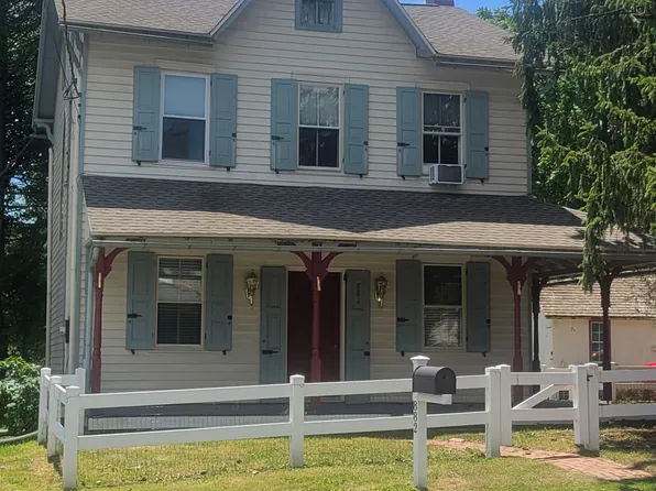 882 Fritztown Rd, Sinking Spring, PA 19608