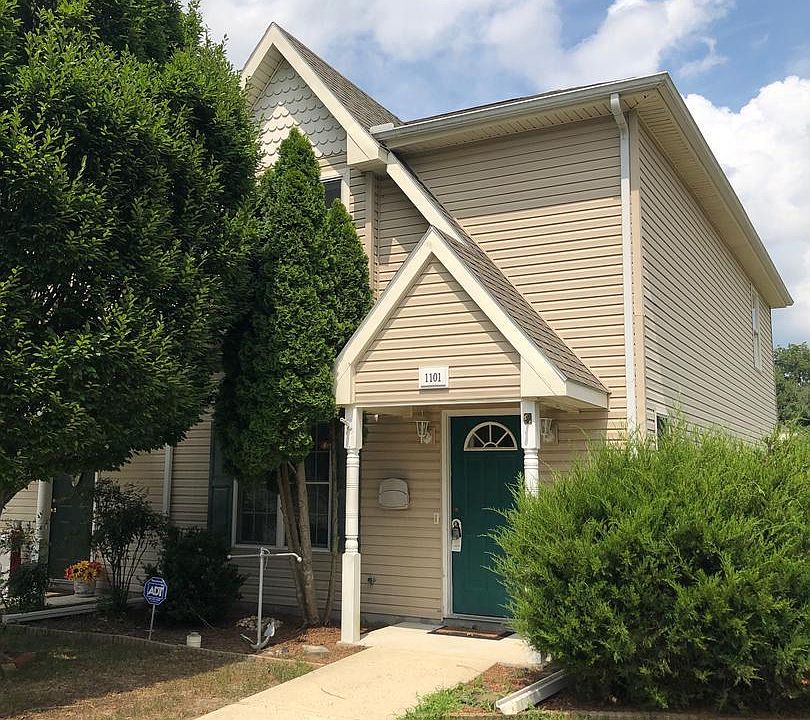 1st image of 114 Dewey St Unit 1101
