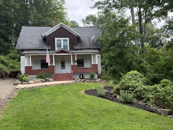 8178 S Hill Rd, Cattaraugus, NY 14719