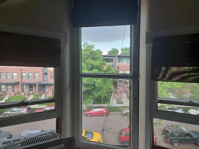 1343 Vine St #4 — Photo 3