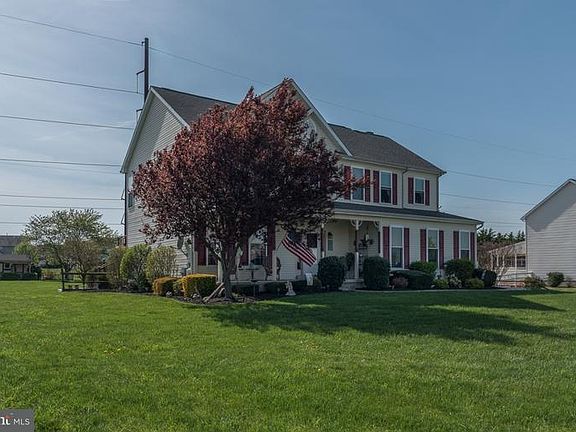4th image of 147 Middessa Dr