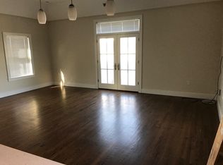 580 Riverside Ave APT 203, Westport, CT 06880