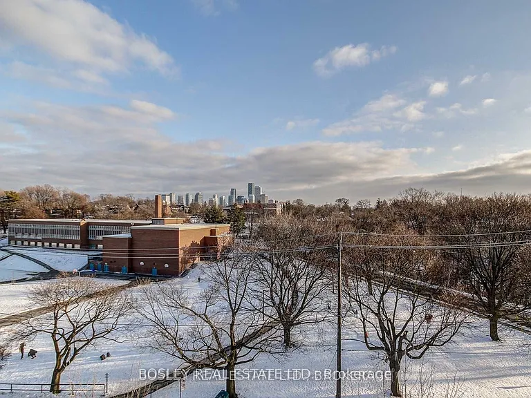 451 Rosewell Ave #512 — Photo 18