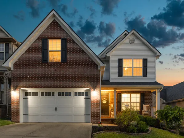4001 Sweetspire Dr, Lexington, KY 40514