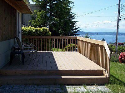 Large trex deck w/ Sound view 